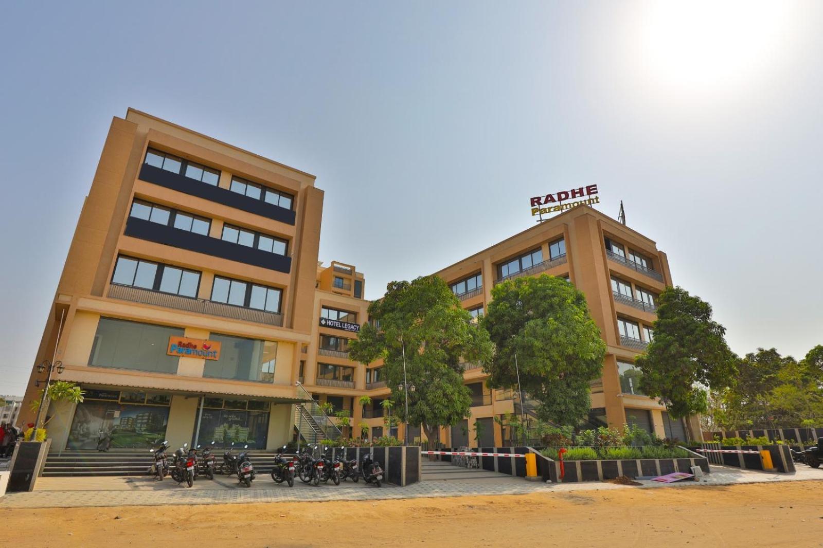 Hotel Legacy Ahmedabad Exterior photo